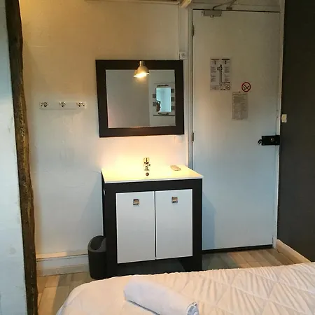 Restaurant Le 8 Hotel